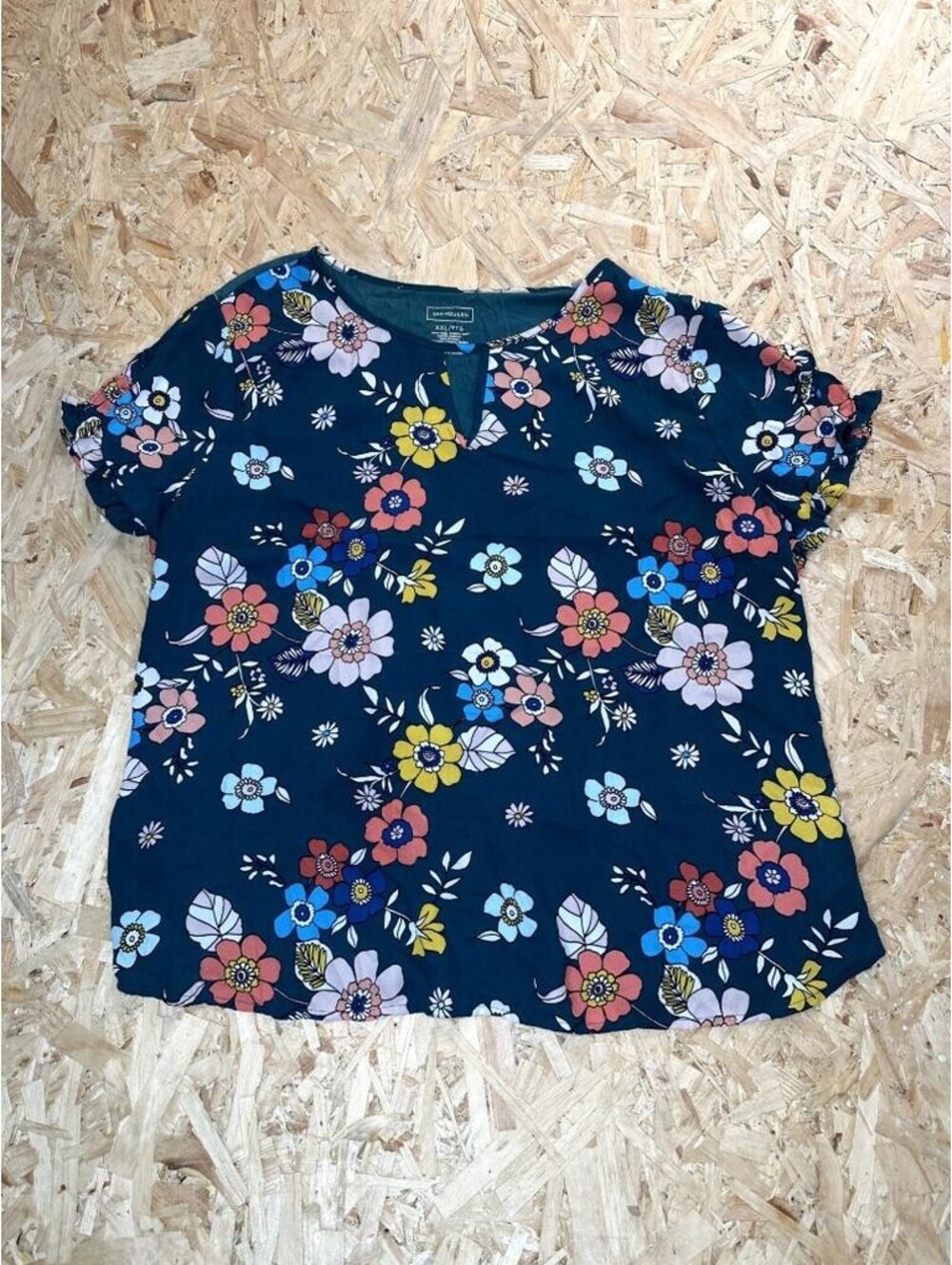 Van Heusen Floral Blouse Womens XXL Teal Blue Short Sleeve Keyhole Neck Top